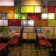 شیشه های رنگی در دکوراسیون رستوران
